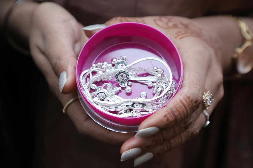 clean tarnished silver jewelry