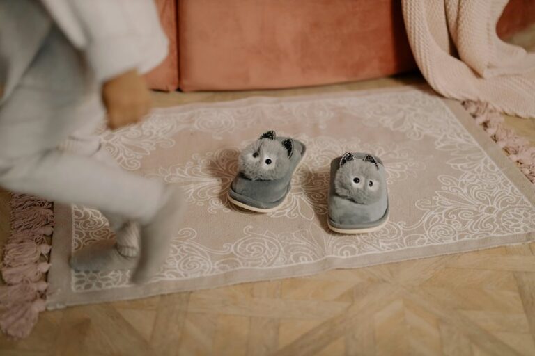 cleaning slippers step by step