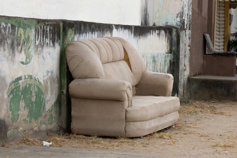 couch blood stain removal