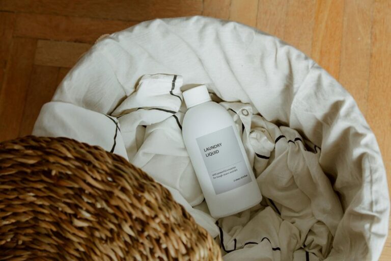 vinegar boosts laundry fabric care